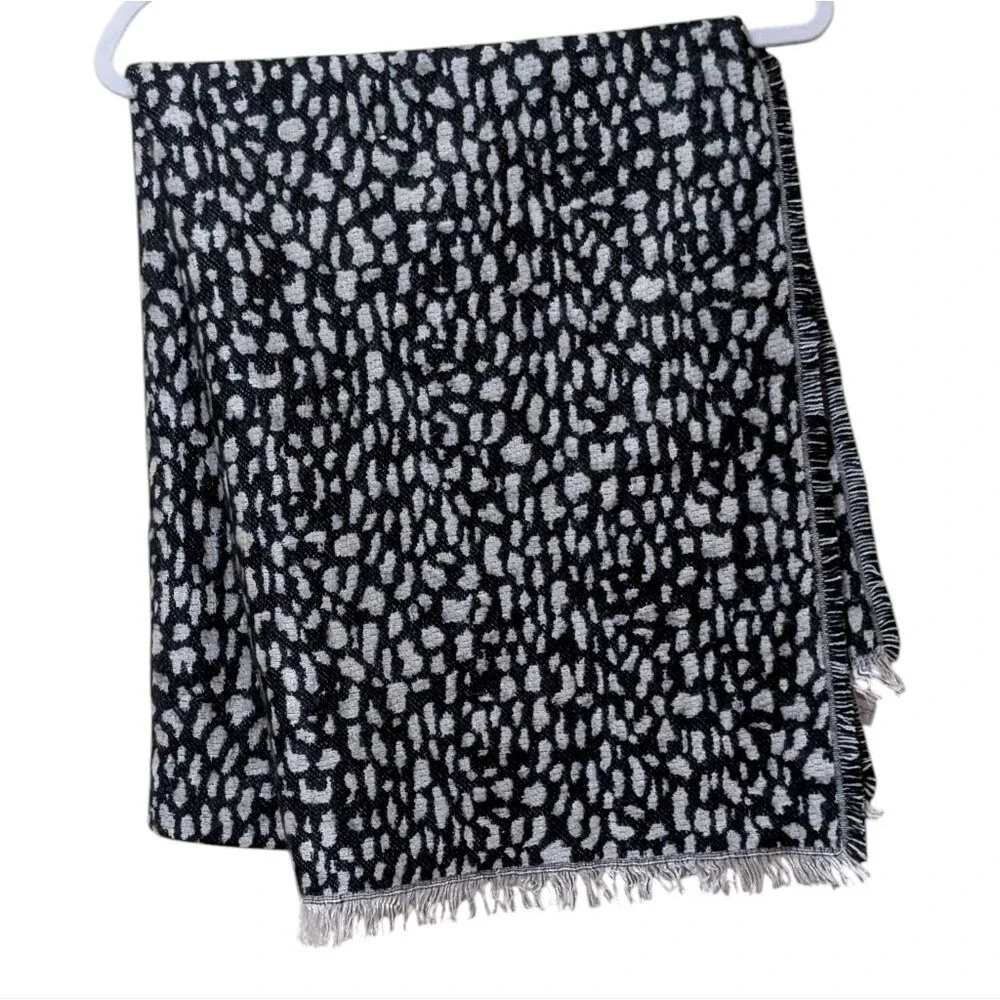 Loft animal leopard full print scarf wrap fringe black gray